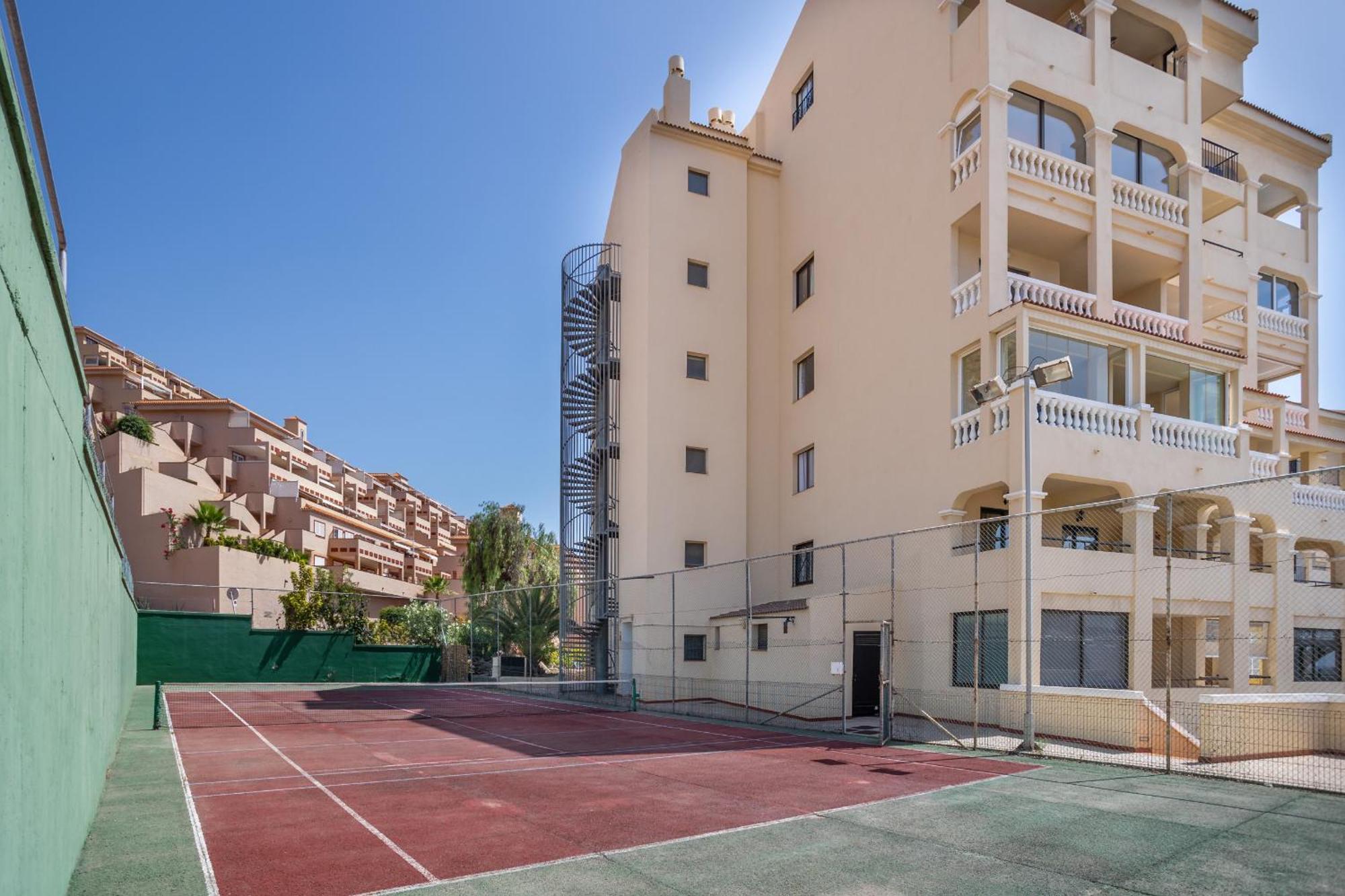 Castle Harbour Holiday Home Heated Pool Views By Lovetenerife Los Cristianos  Exterior photo