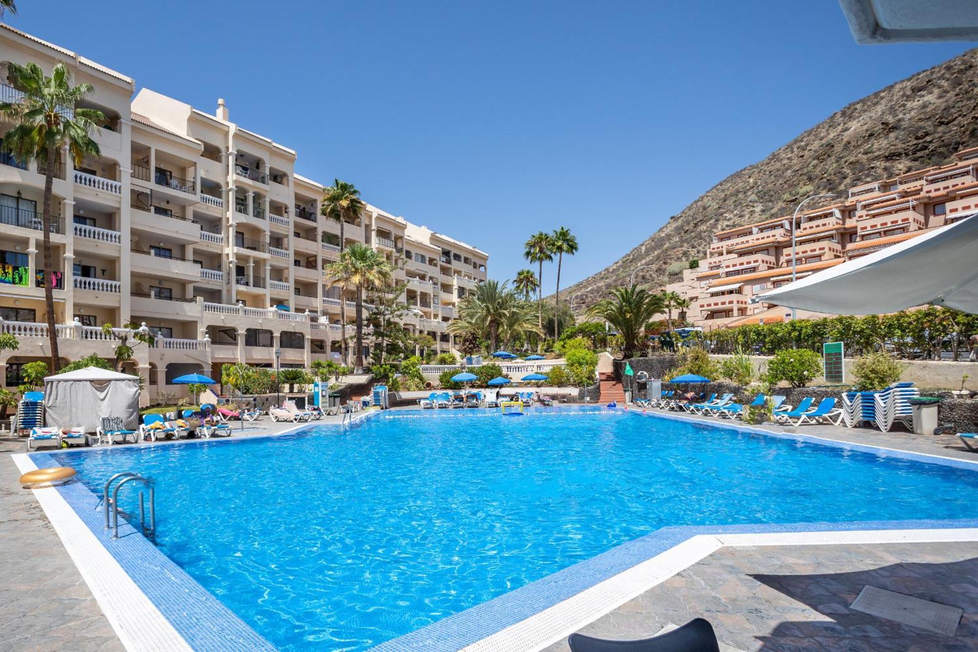 Castle Harbour Holiday Home Heated Pool Views By Lovetenerife Los Cristianos  Exterior photo